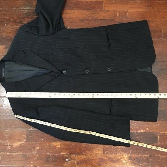 Pierre Cardin Men's 100% Wool Pin Striped Black Suit 42R 2 Piece - Picture 15 of 16